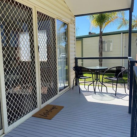 Big4 Moama Holiday Park Екстериор снимка
