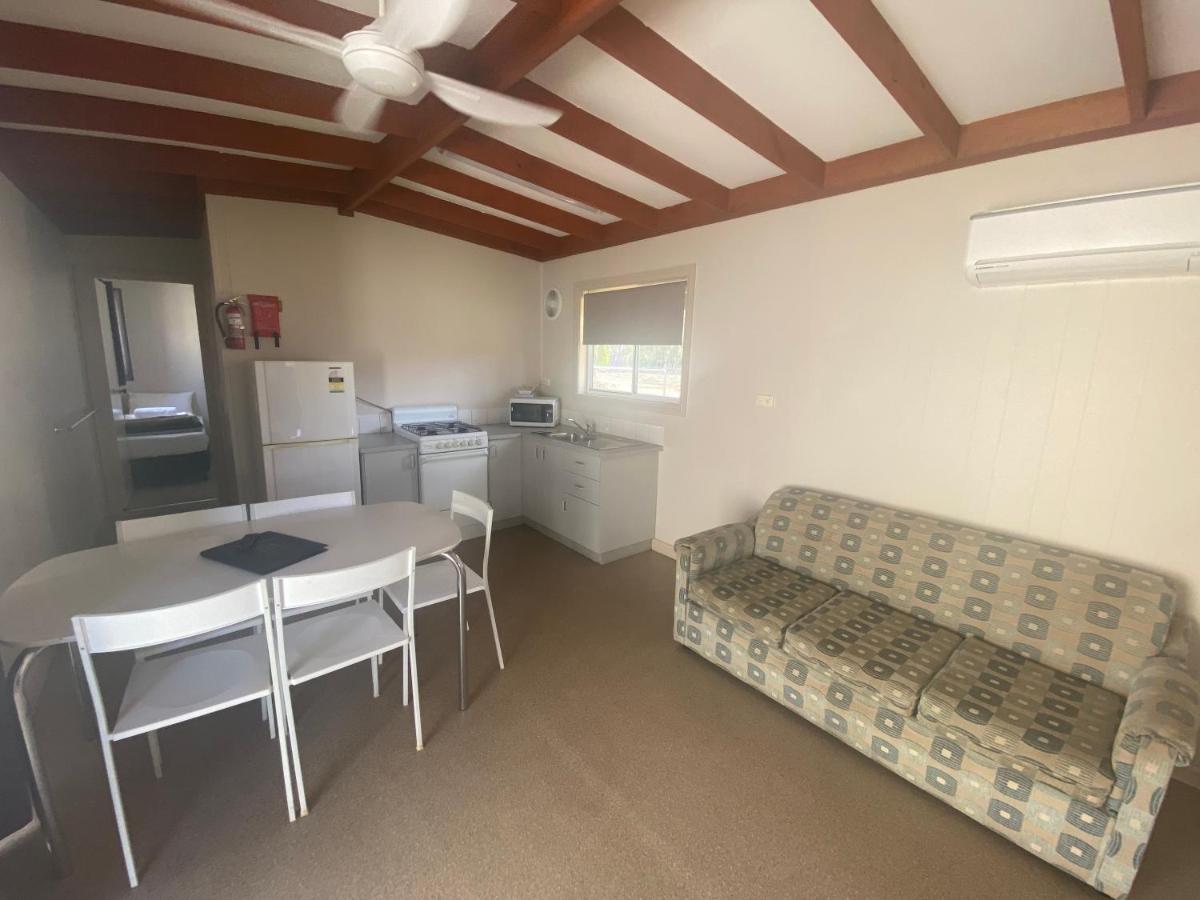 Big4 Moama Holiday Park Екстериор снимка